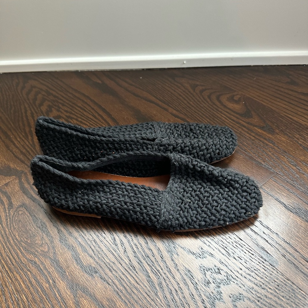 Andre Assous crochet flat